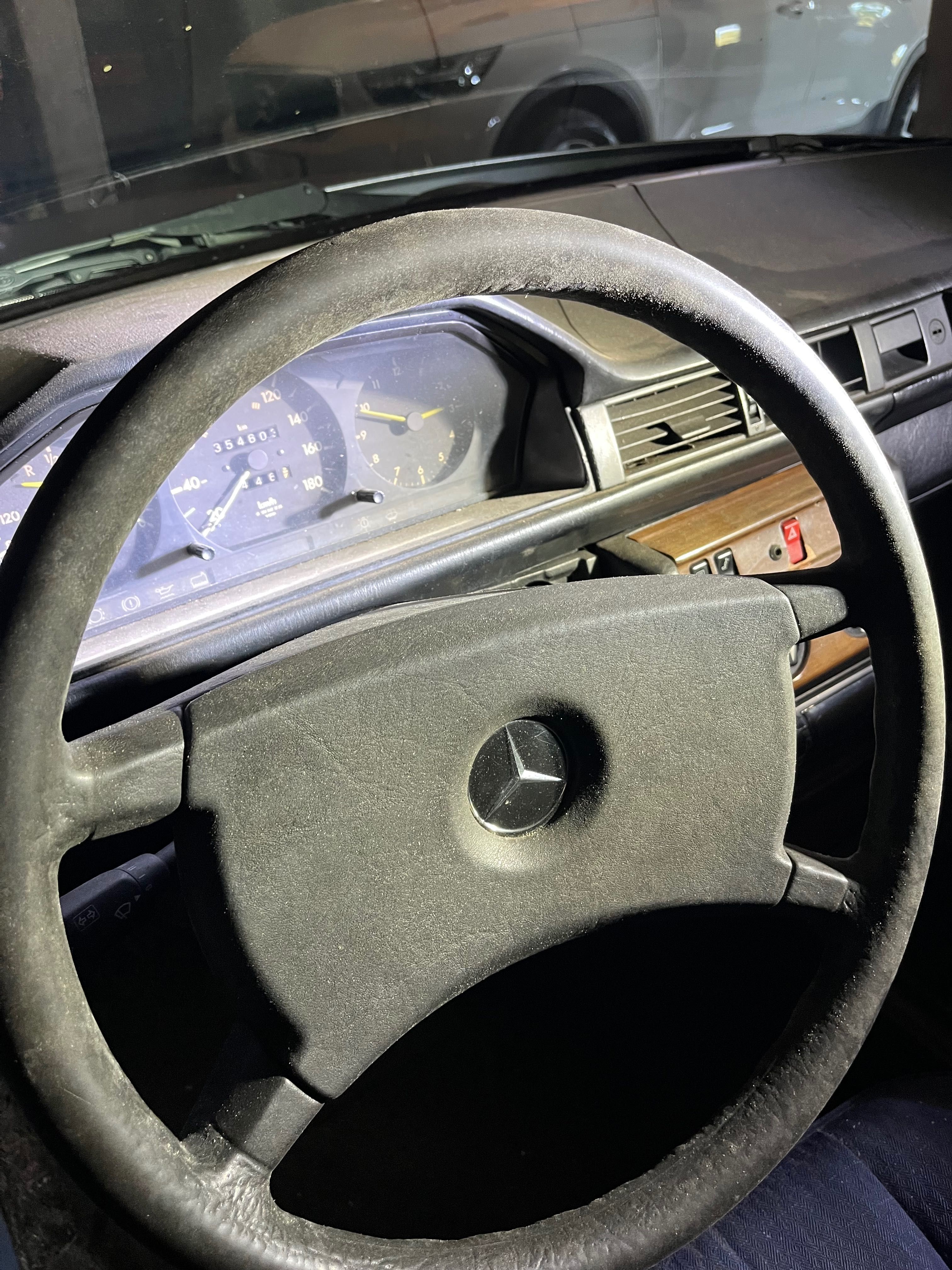 Mercedes e200 e 190 para desocupar