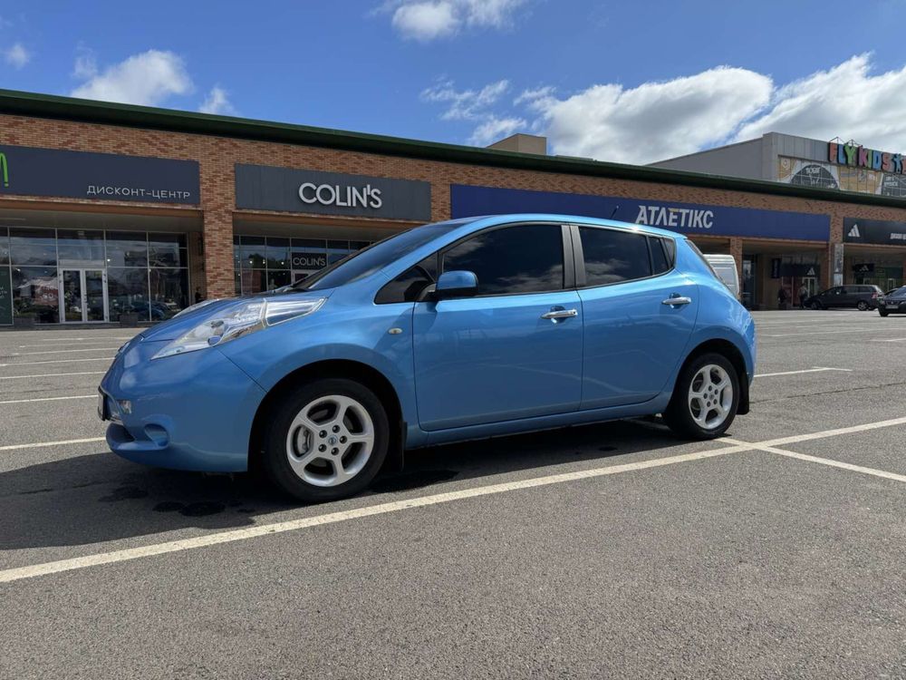 Nissan Leaf в доброму стані