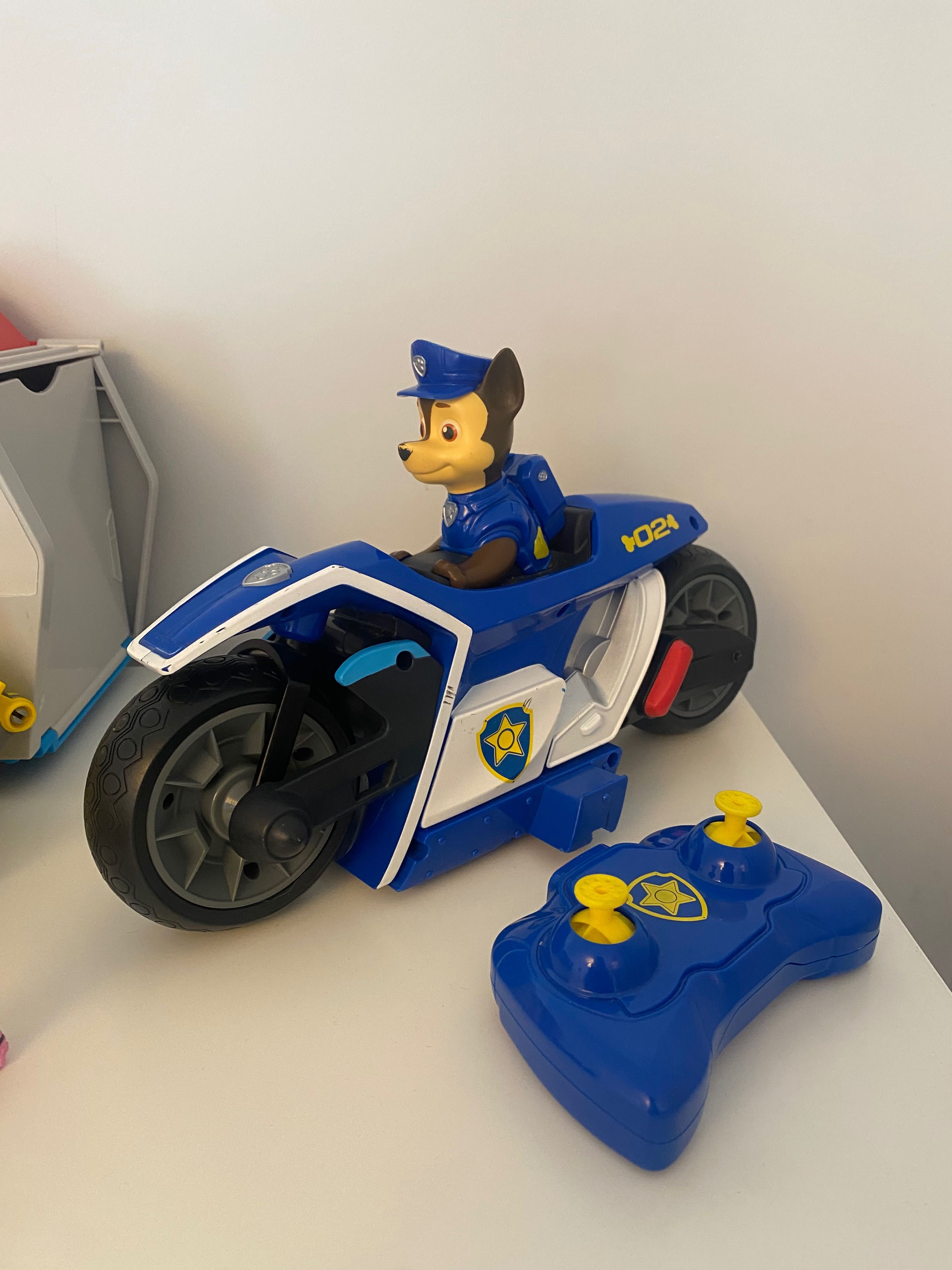 Psi patrol Chase motor sterowany zdalnie