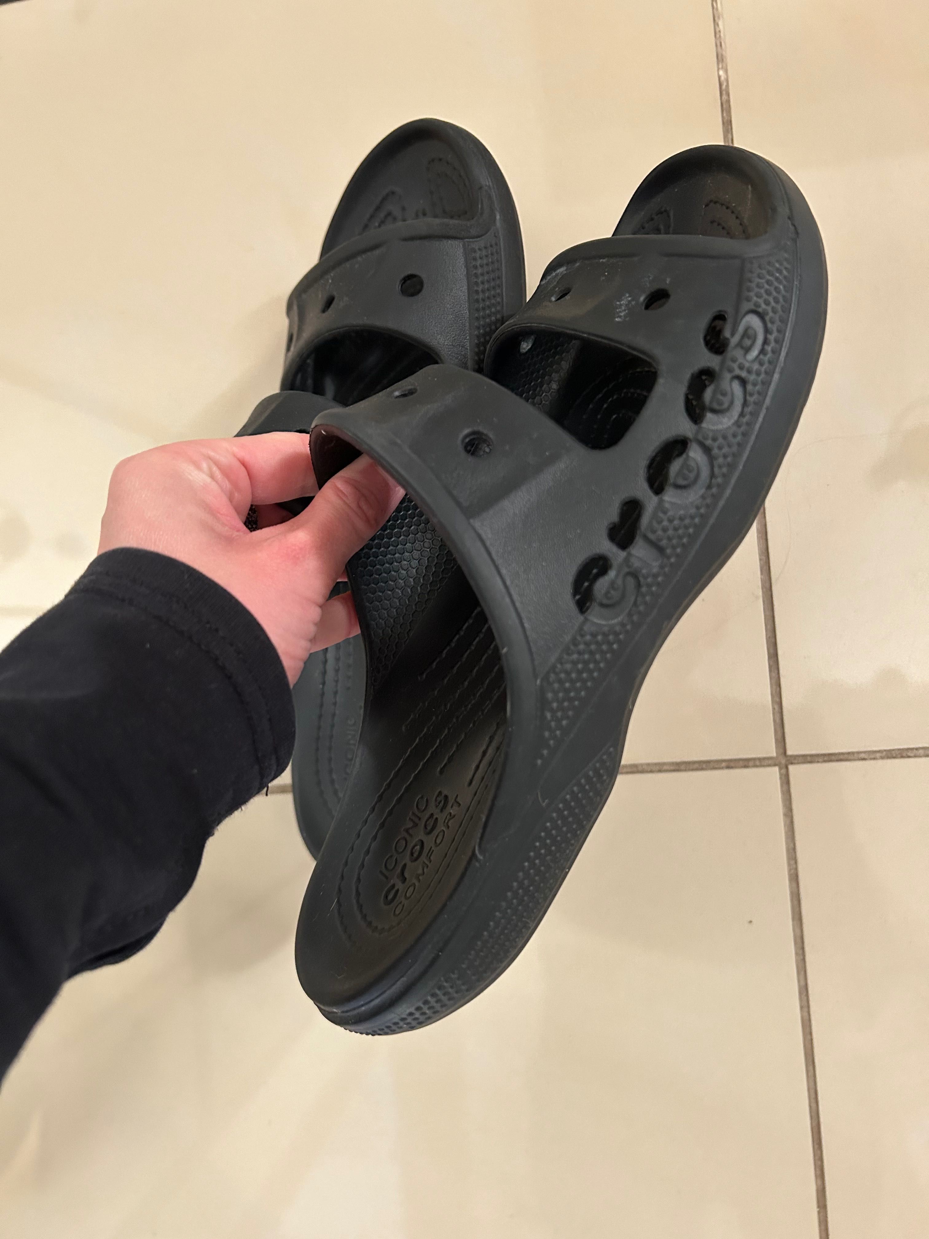 Crocs czarne klapki jak nowe 38/39