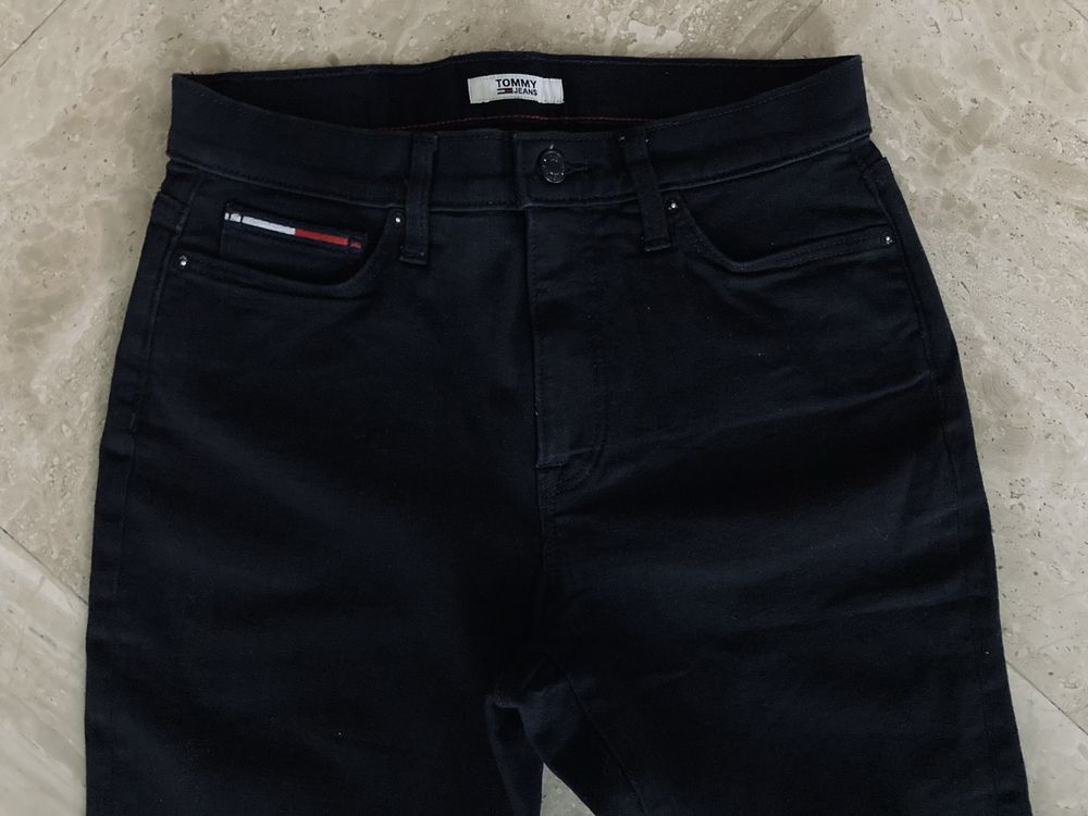 Damskie spodnie  jeansy Tommy Hilfiger W 29 nowe