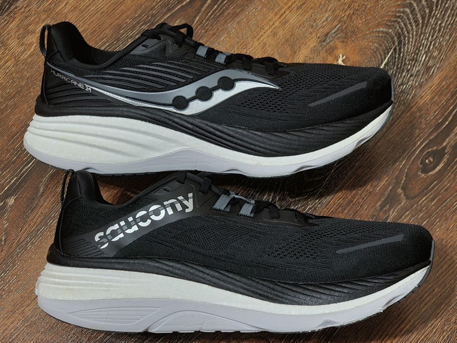 Оригінал 100% чоловічі кросівки saucony hurricane 24  eur 48
