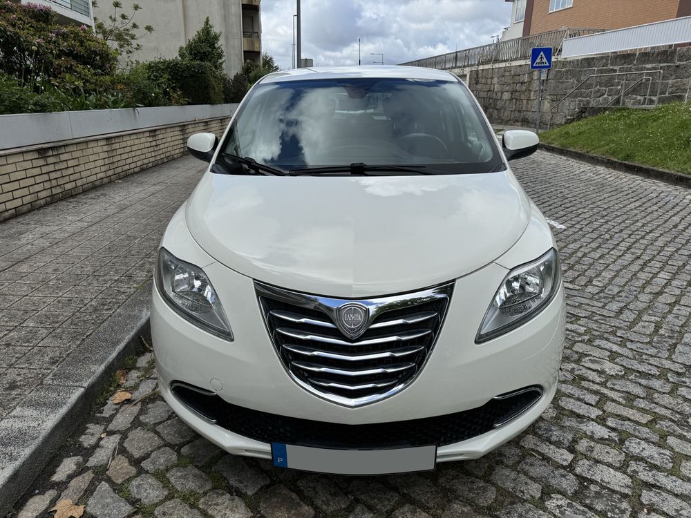 Lancia Ypsilon - Caixa Automática - 2011 - Dualogic (tipo Fiat 500)