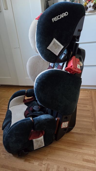 Fotelik samochodowy Recaro Young Sport 15-36kg