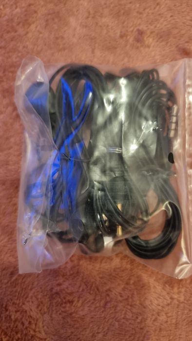 Auriculares com Fio SAMSUNG, NOKIA, LG, Novos por estrear