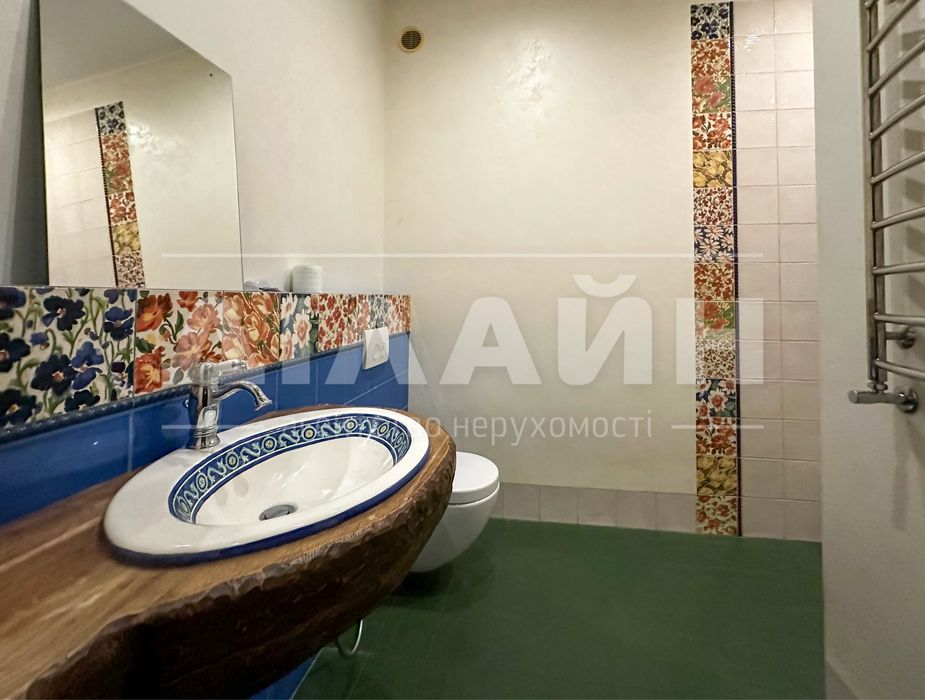 VIP Загородный дом на В.Лугу 4 спальни , 4 с/у.