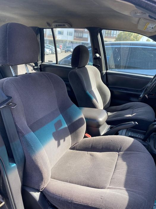 Jeep Grand Cherokee 3.1  Laredo Avariado