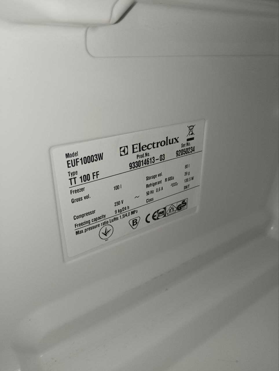 Морозильна камера Electrolux EUF 10003 W ідеальний стан No Frost