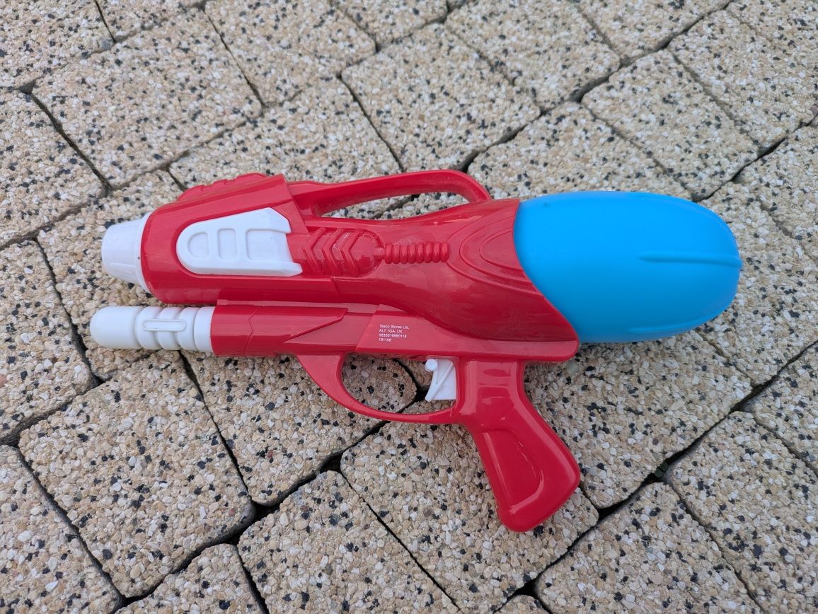 Pistolet Na Wodę