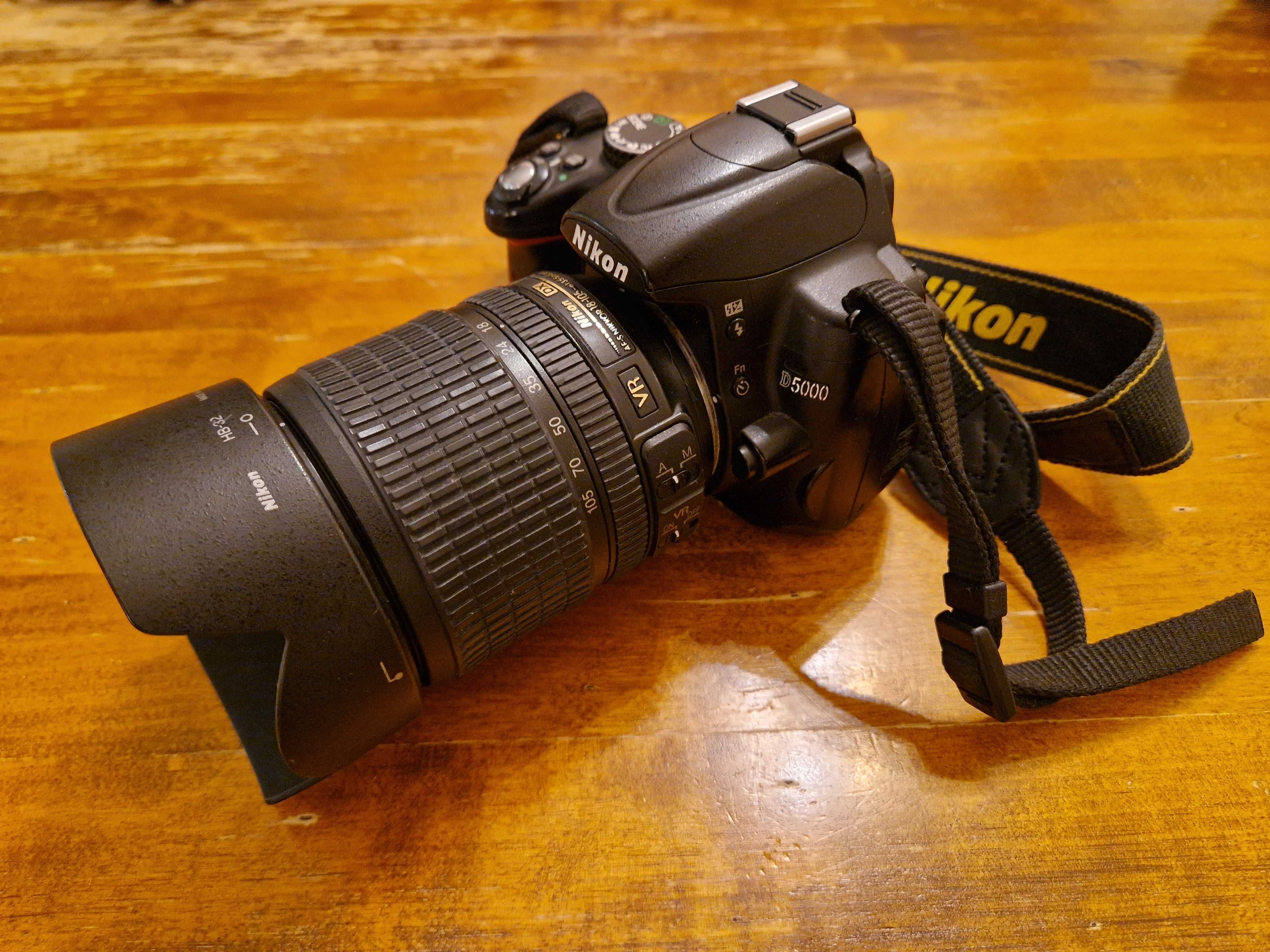 Nikon D5000 + Obiektyw + Akcesoria