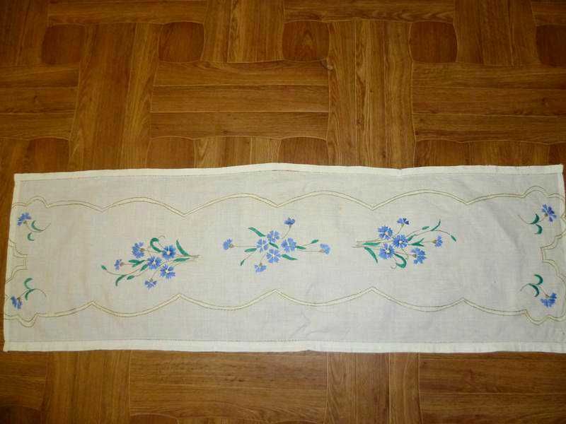 Винтажный вышитый гладью васильками рушник полотенце льняной СССР