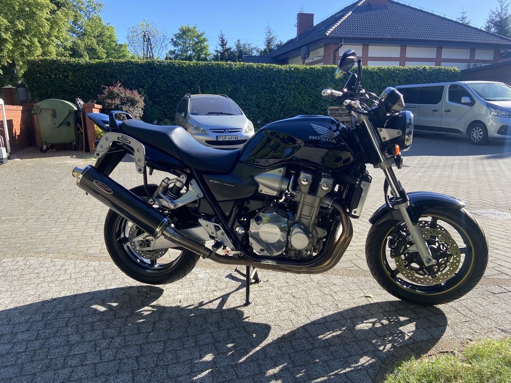 Honda CB 1300 Bezwypadkowy Oryginał Kufry Nawigacja Transport