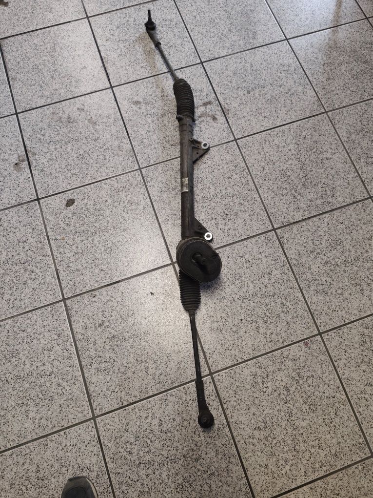 pecas Renault clio 3 . motor com 140mil .portas ,mala , e material var