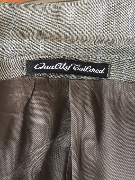 Светло-серый пиджак в полоску Facis, брюки в нагрузку(есть дефект)