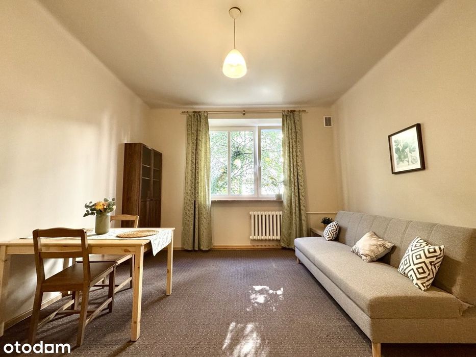 Jasna i przytulna kawalerka przy metrze Pole Mokotowskie  |24 m2|ogród