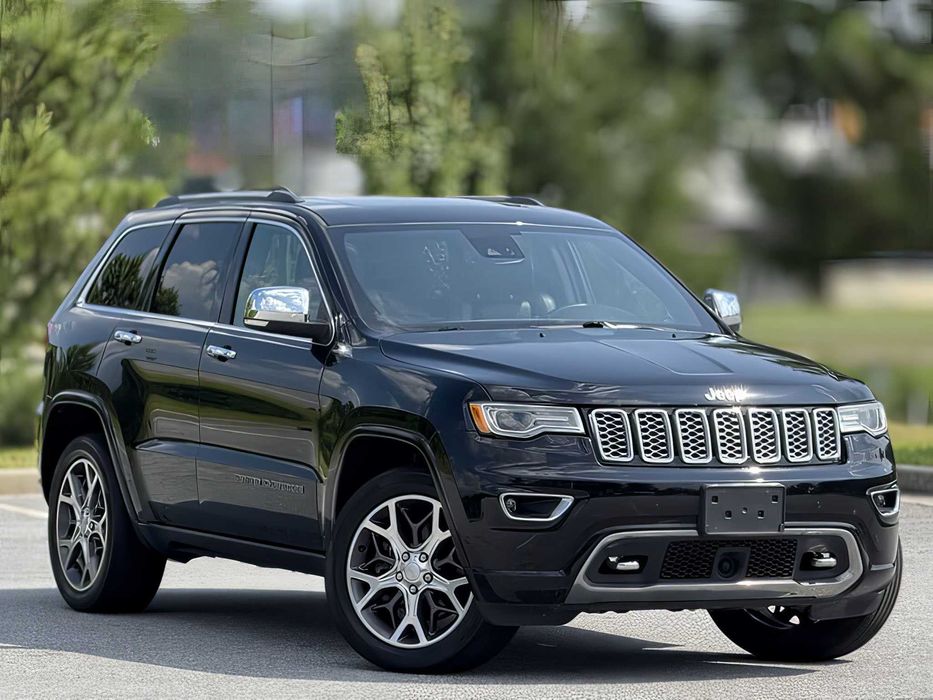 Jeep Grand Cherokee      2021