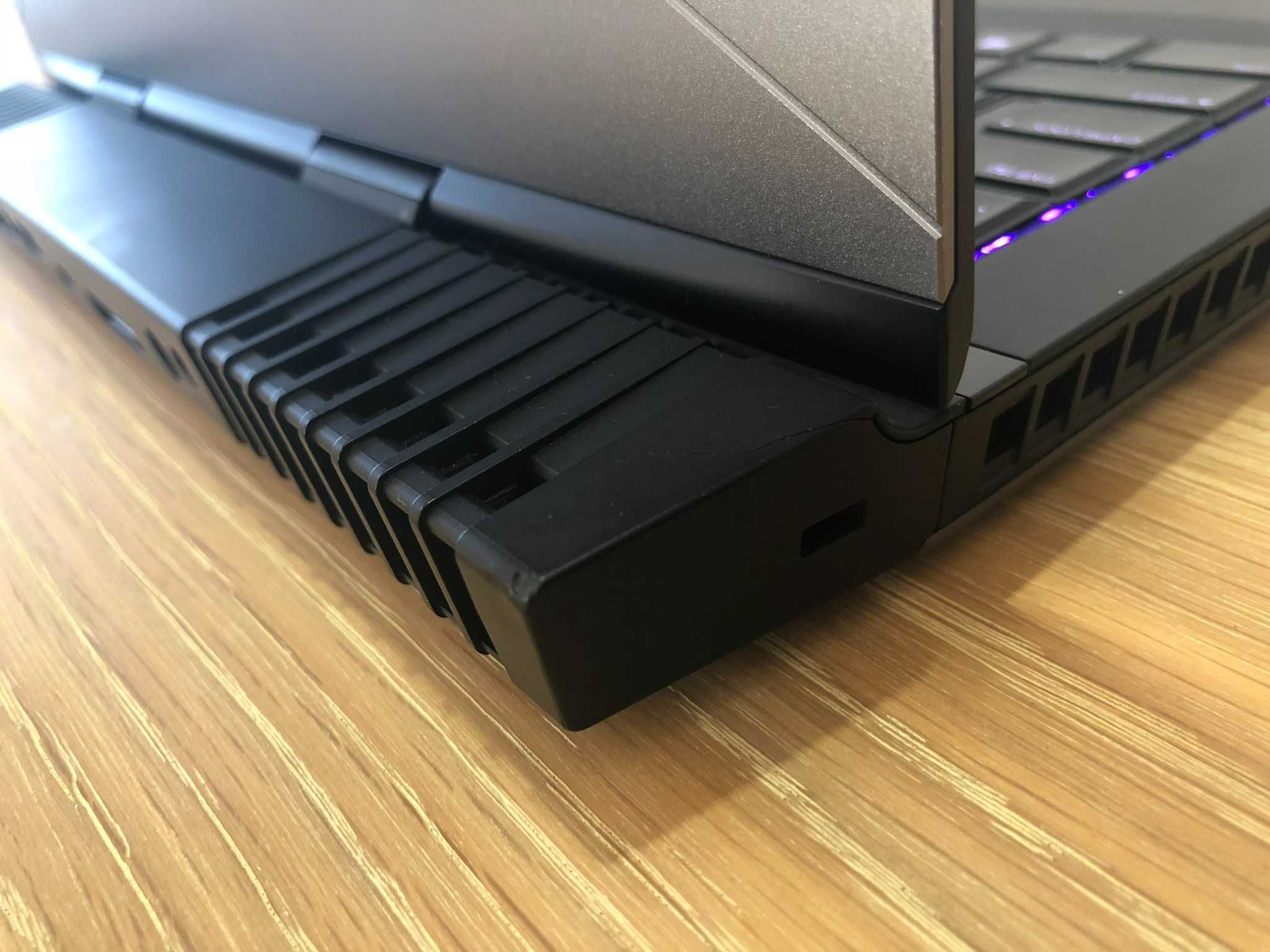 Alienware 13 R3 Gtx1060, OLED Touchscreen.