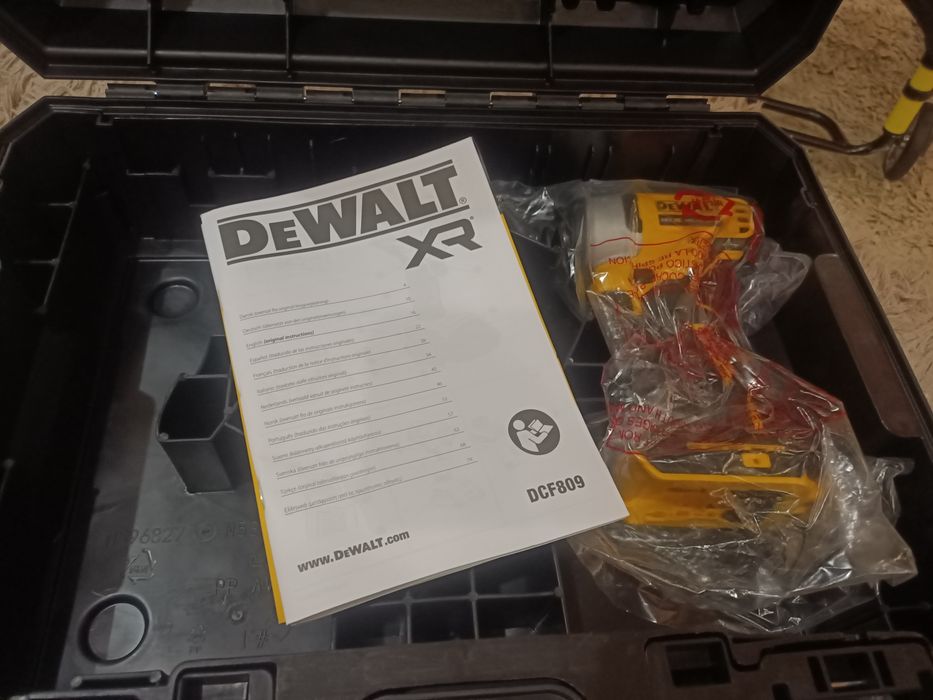 Nowa 25r oryginalna zakretarka DeWalt dcf809+ walizka