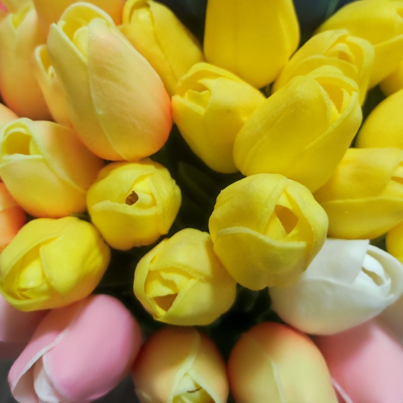 Гелеві тюльпани штучні квіти