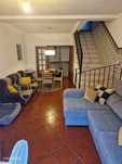 Prédio com apartamento T4 duplex e restaurante no  Rés-do-chão