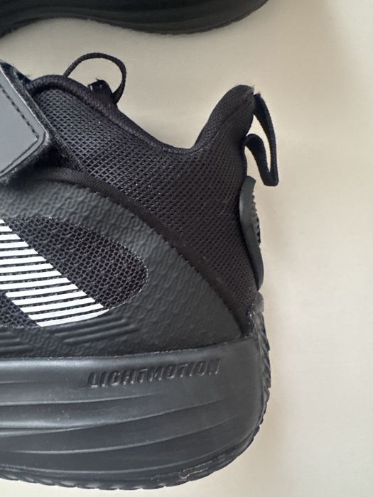 Високі кросівки adidas