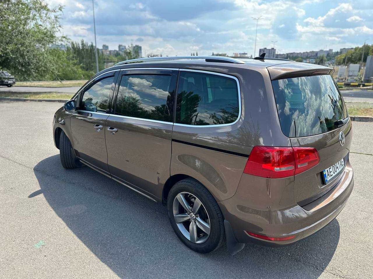 Avtoreal Volkswagen Sharan Дизель 2.0