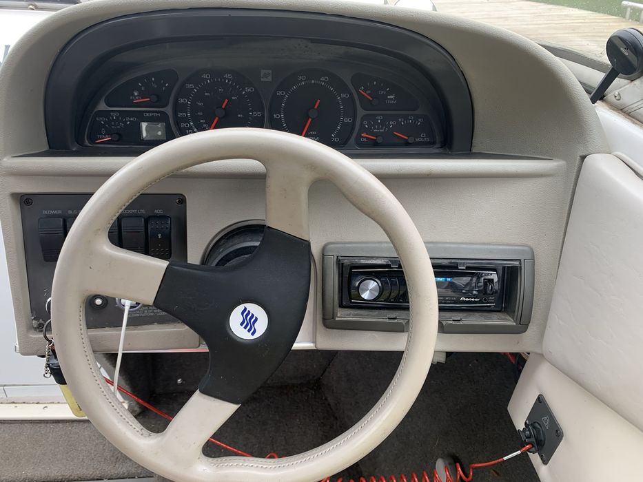 Каютний катер форвінд