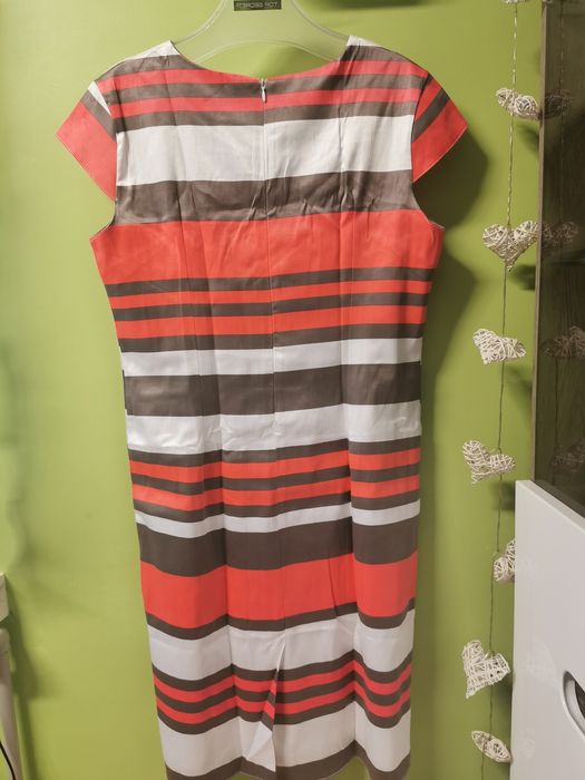 Sprzedam sukienkę, pas 45cm x 2