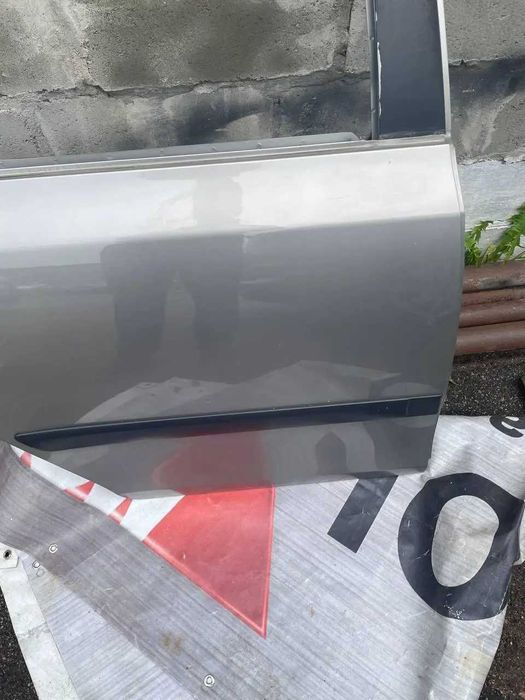Двері задні права шкода фабія 2, skoda fabia 2 задня двері 4k/F8H