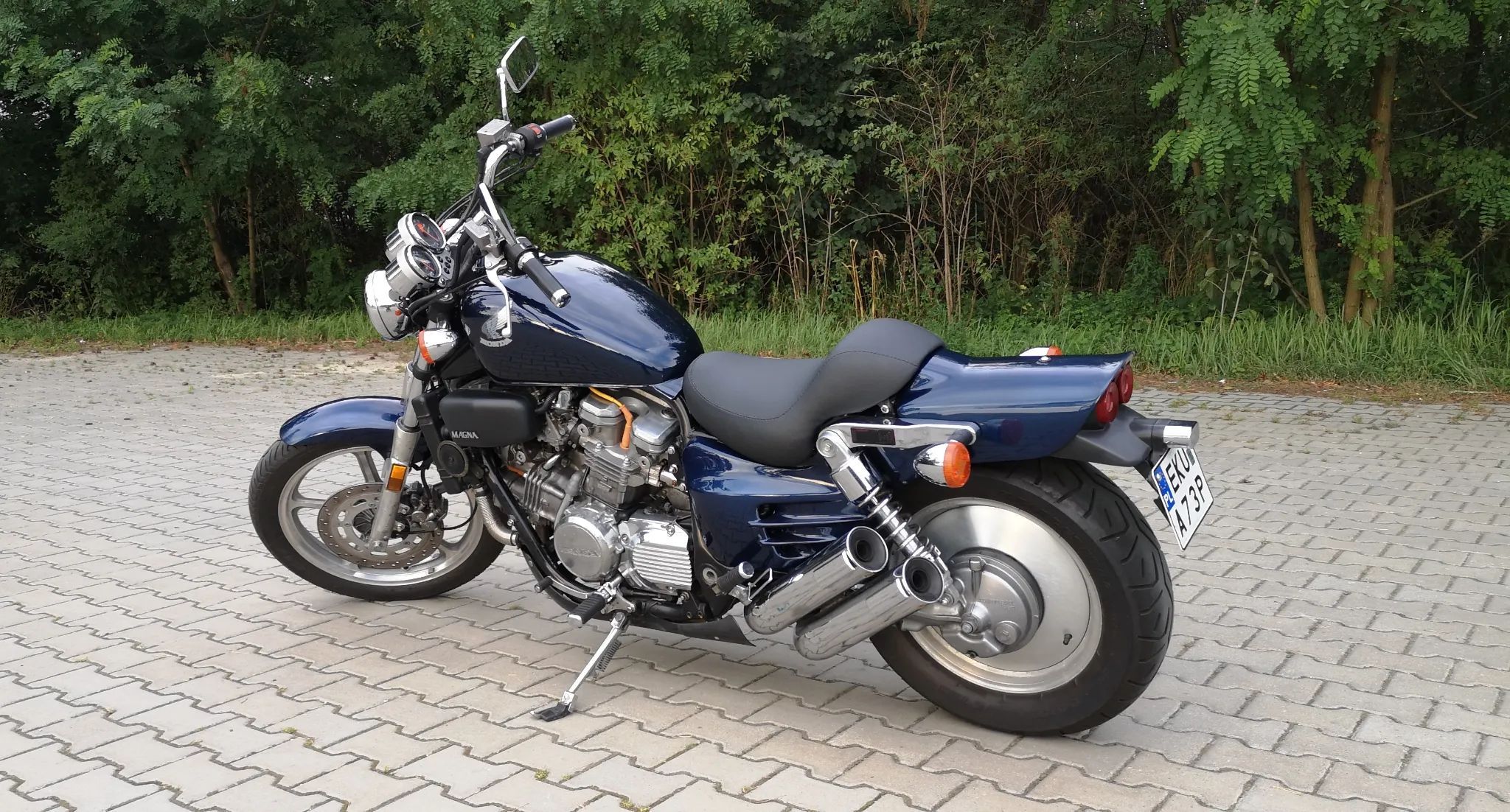 Honda VF 700 Super magna