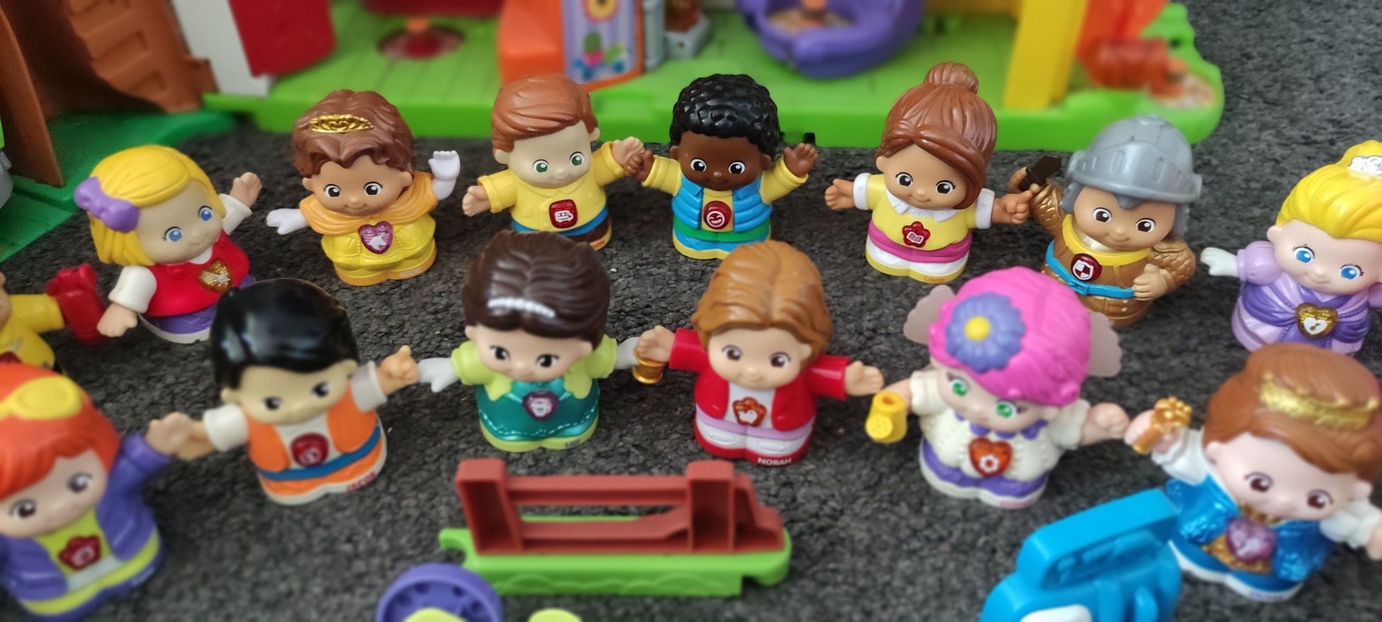 Mnóstwo zabawek VTech toot toot friends