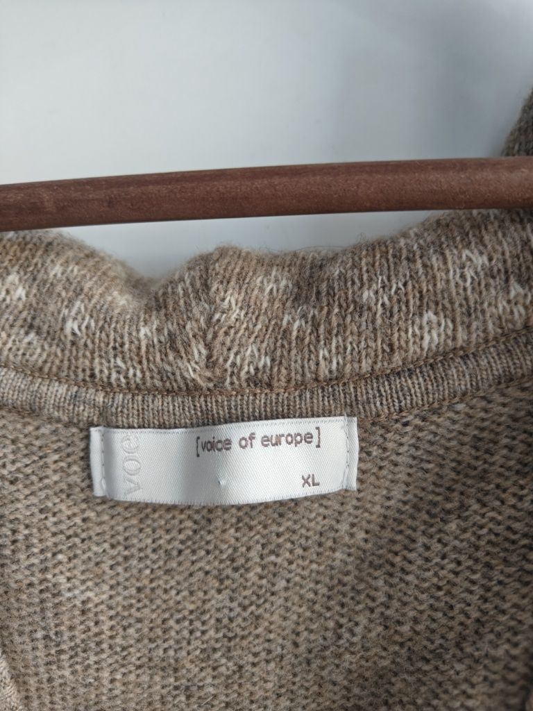 Sweter owcza wełna wool voe voice od Europe xl