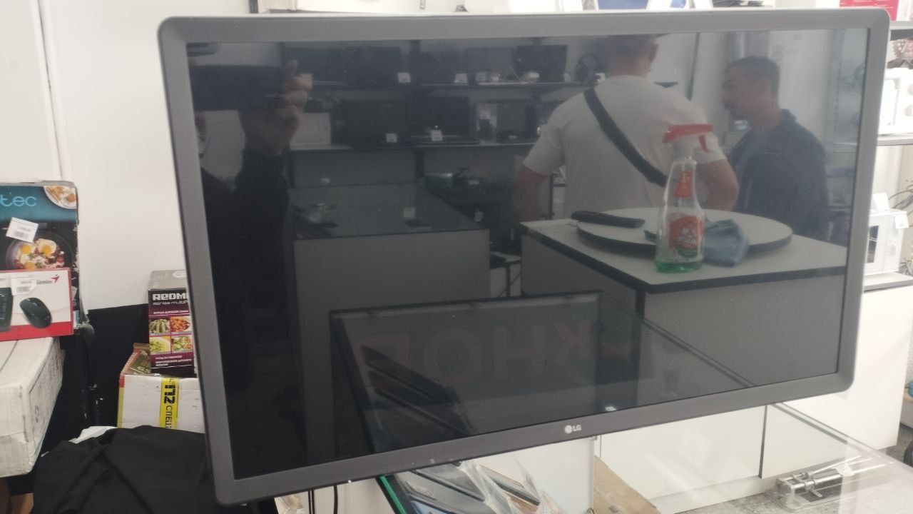 Телевізор LG 32k610bplc