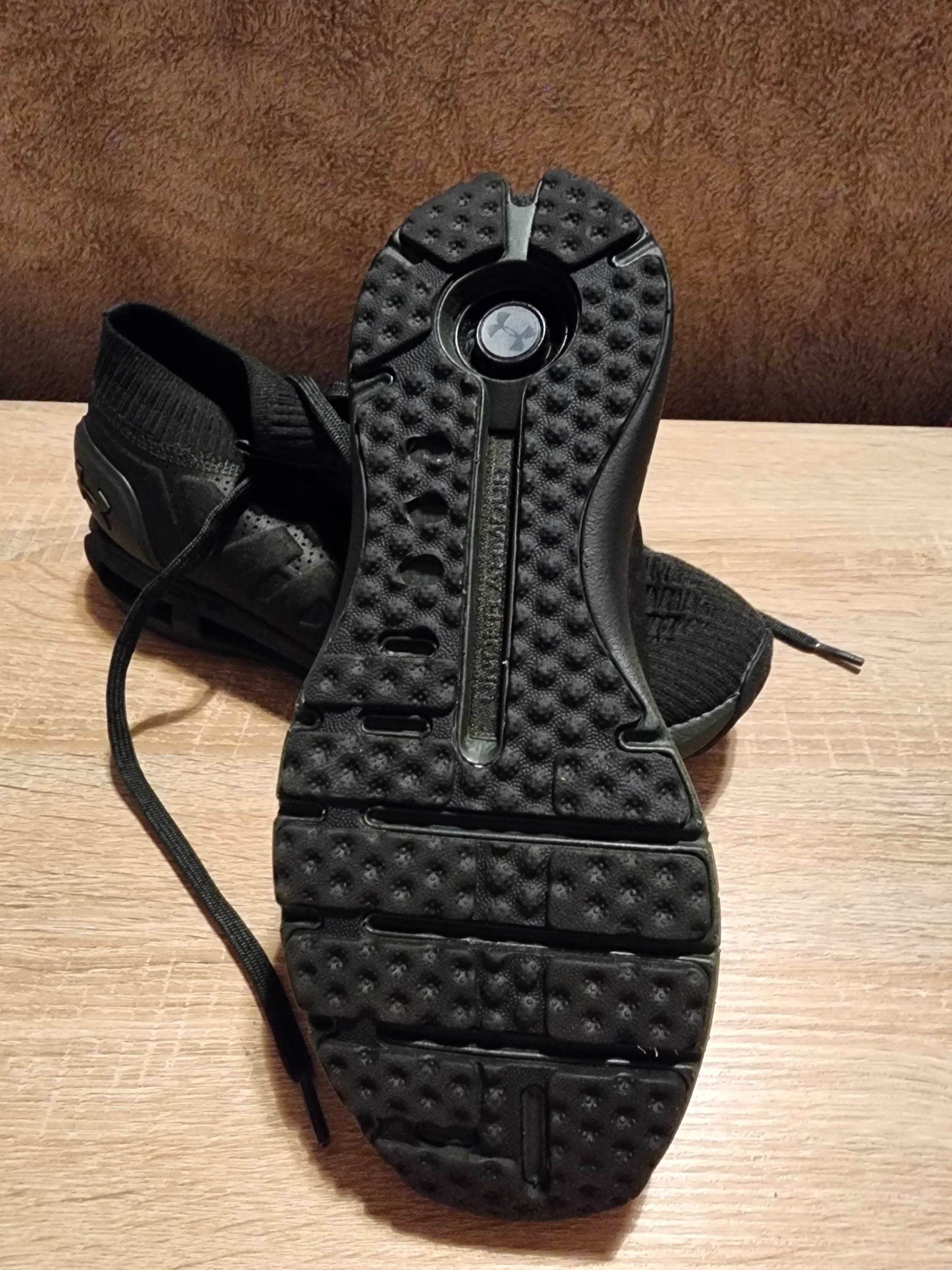 Buty Under Armour SpeedForm HOVR rozmiar 43