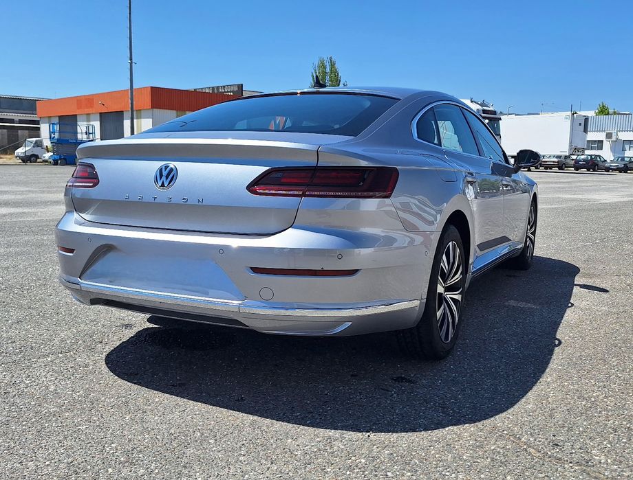 Arteon 2.0 TDI Elegance DSG 150 CV 4 Portas