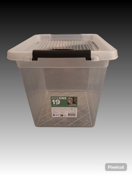 Sprzedam plastikowe pudełka z pokrywą 19L (39x29x27cm)