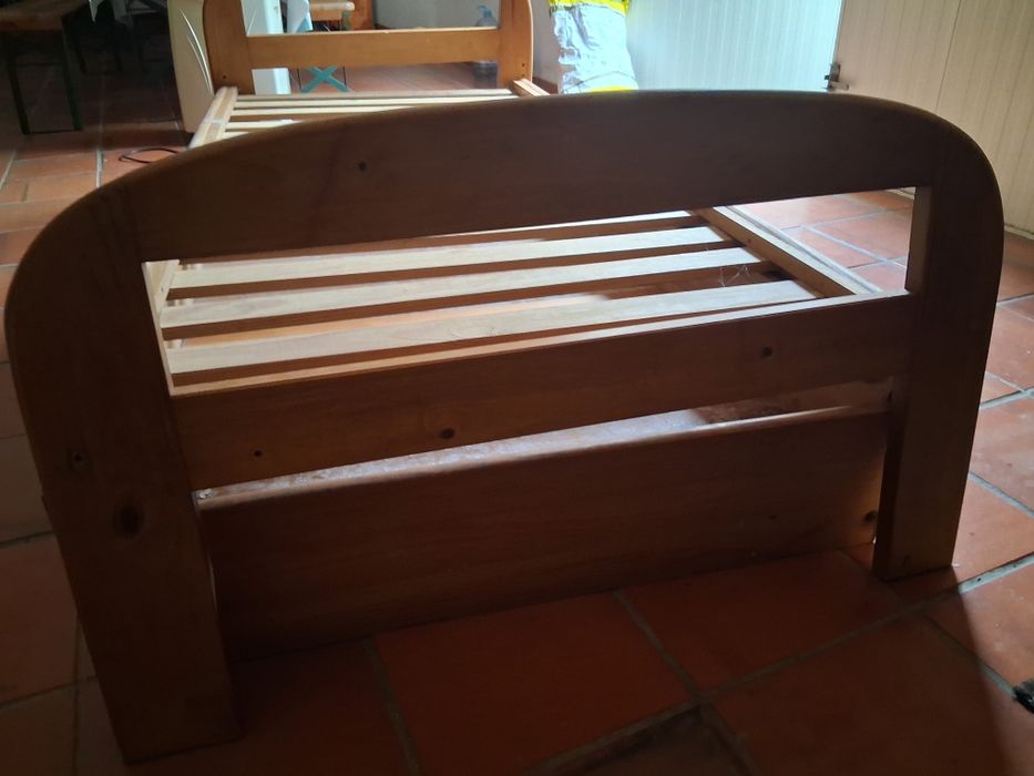 Cama solteiro com gavetão