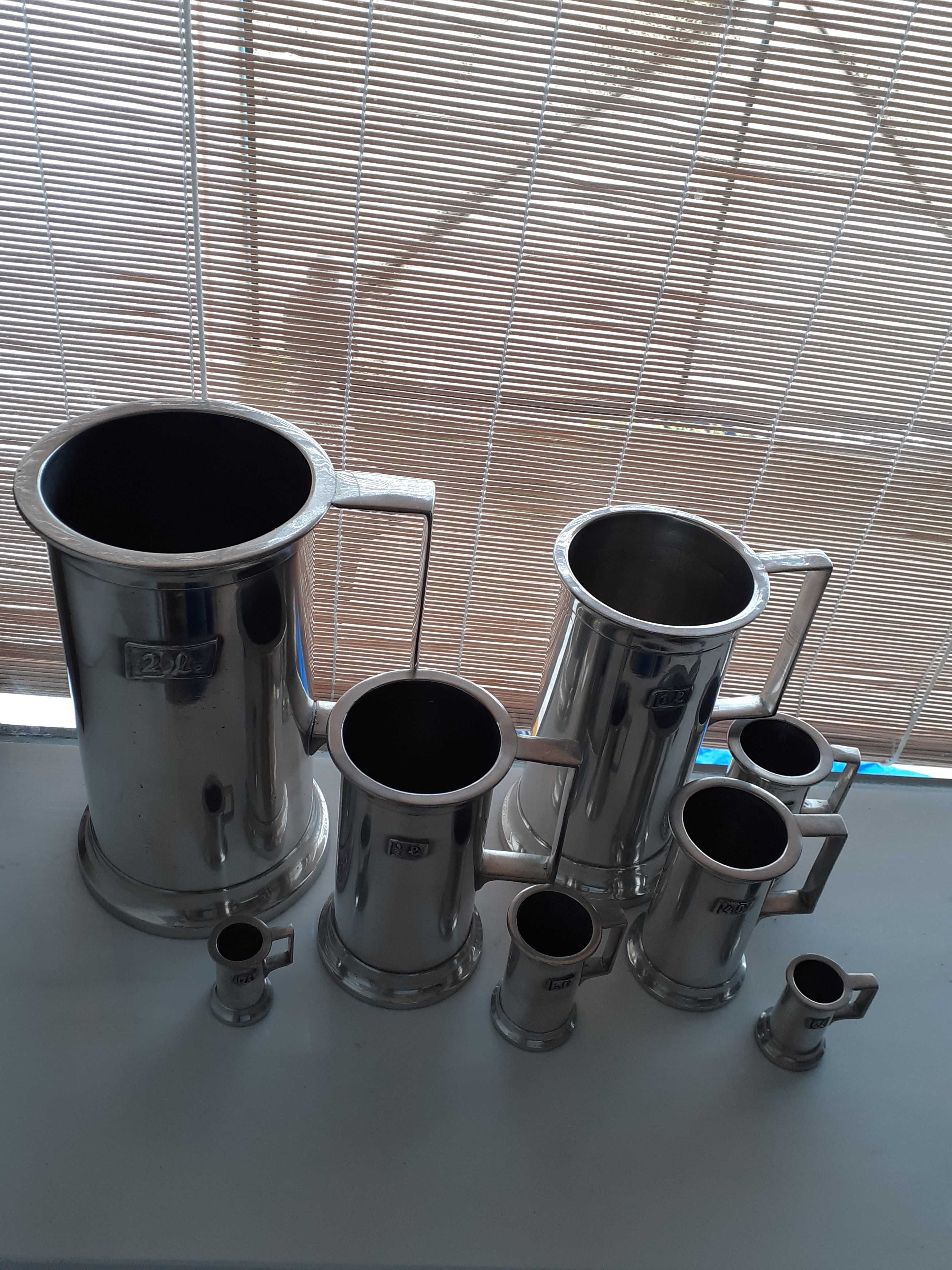 Medidas de Estanho para decorar o bar
