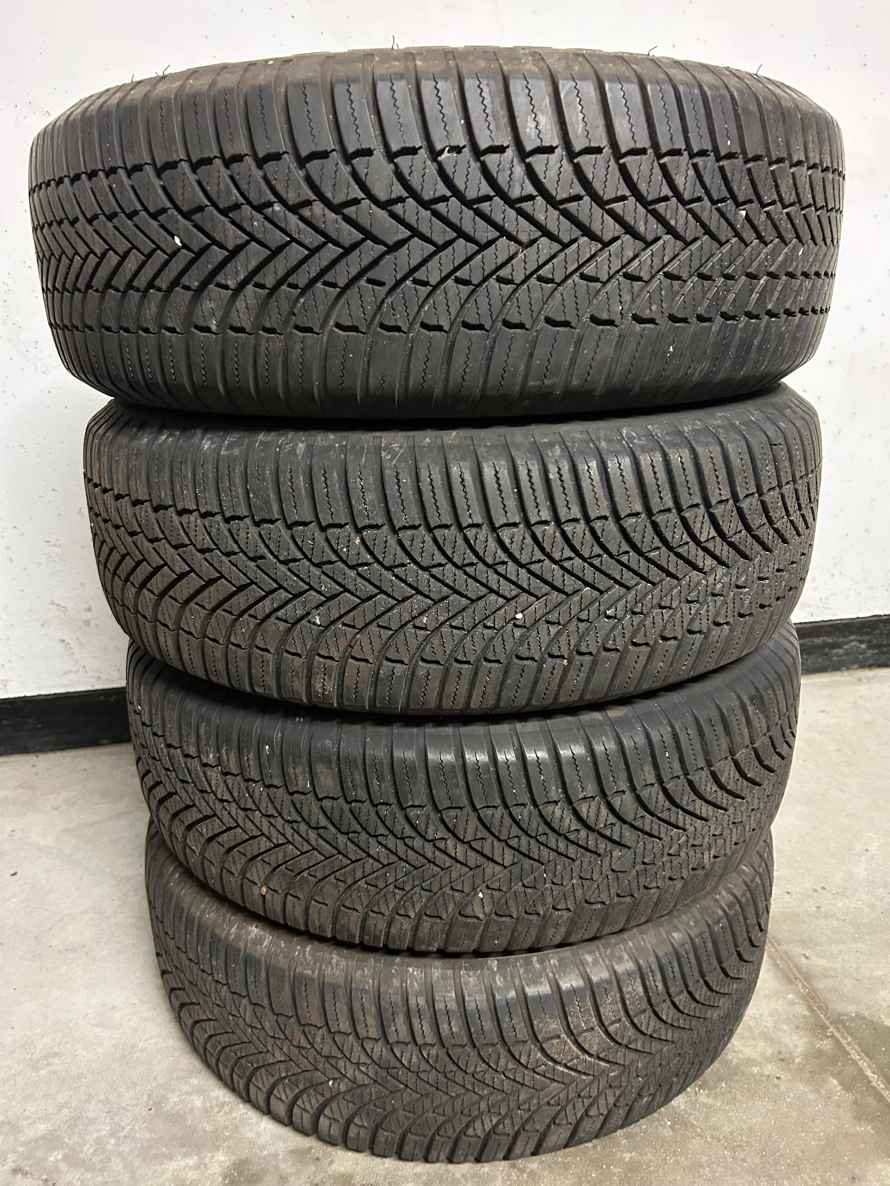 Firestone Multiseason 215/65/16 używane