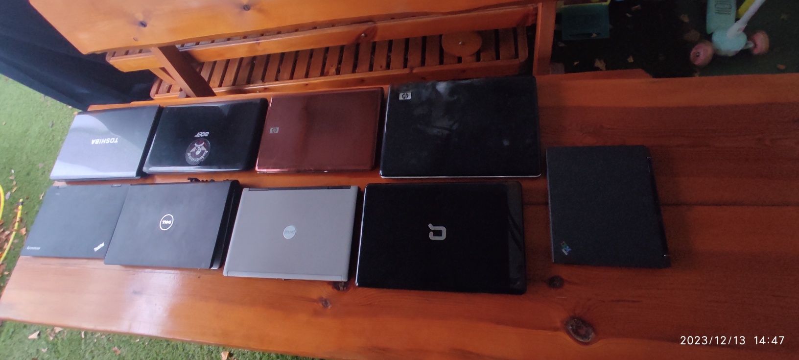 Pakiet laptopów sprawne i uszkodzone cena za całość 9sztuk