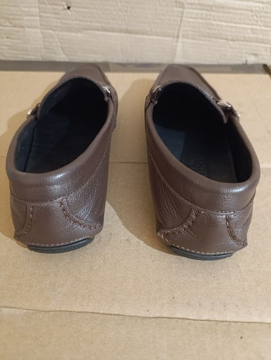 Продам туфлі Versace в гарному стані.