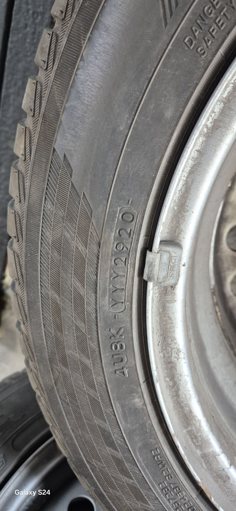 Opony zimowe yokohama 205/55r16 z felgami honda 5x114.3