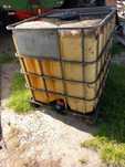 Mauzer 1000l na palecie