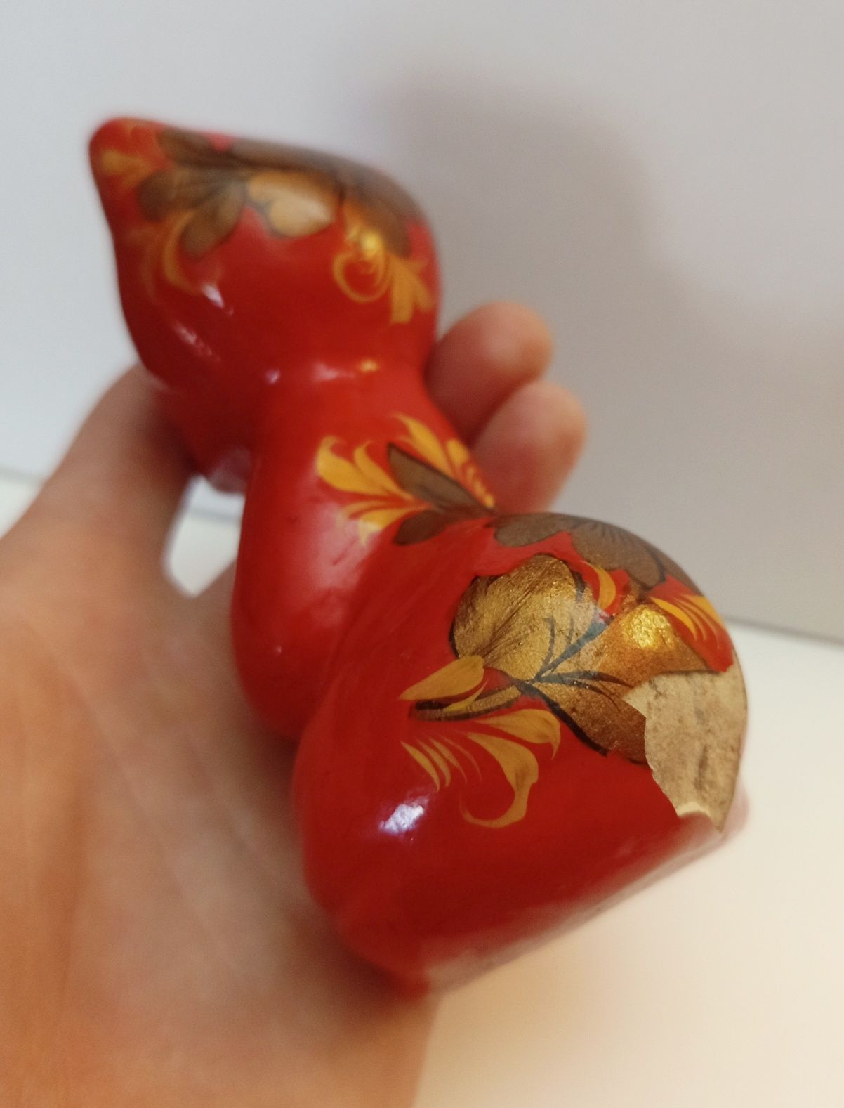 Figurka ręcznie malowana
