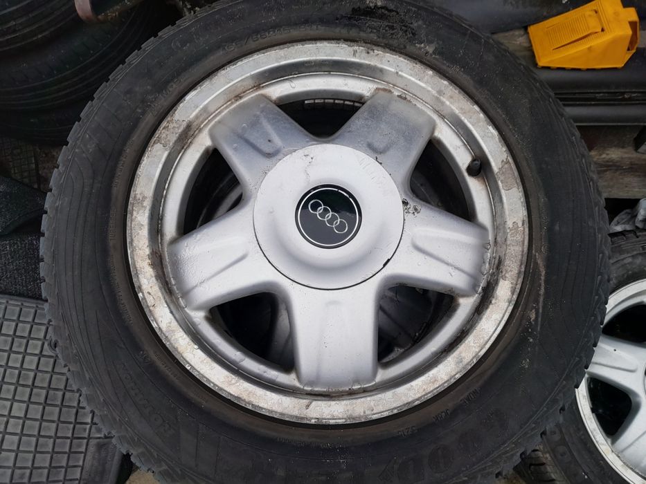 Oryg. Koła alu 195/65/15 4x108 et37 audi 80 opony zima dekielki
