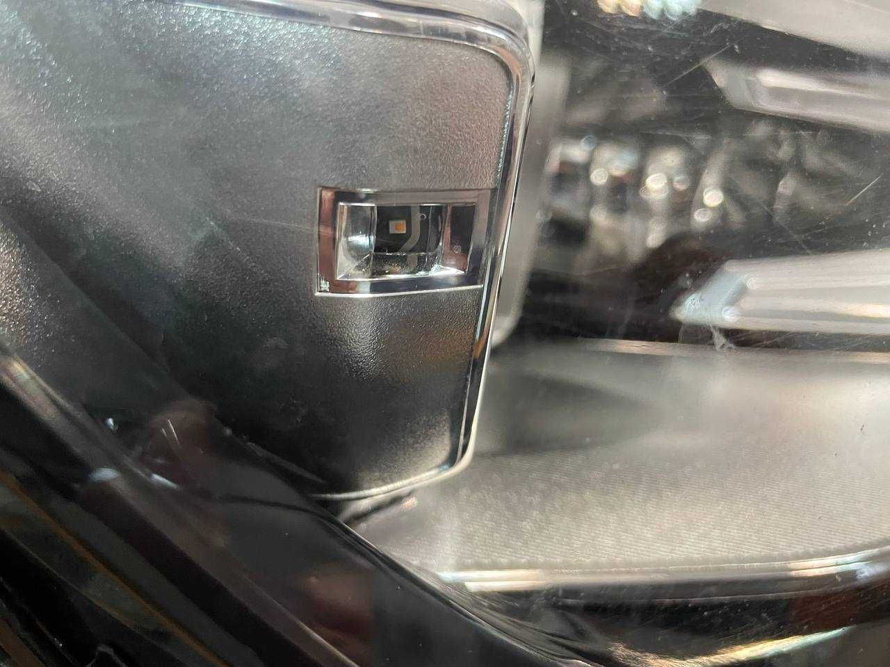 Фара фары оптика ауді Audi Q5 80a xenon led USA оригинал бу США 80а