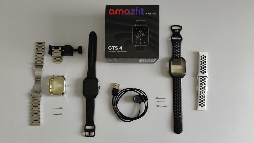 Smartwatch Amazfit GTS 4 + Braceletes