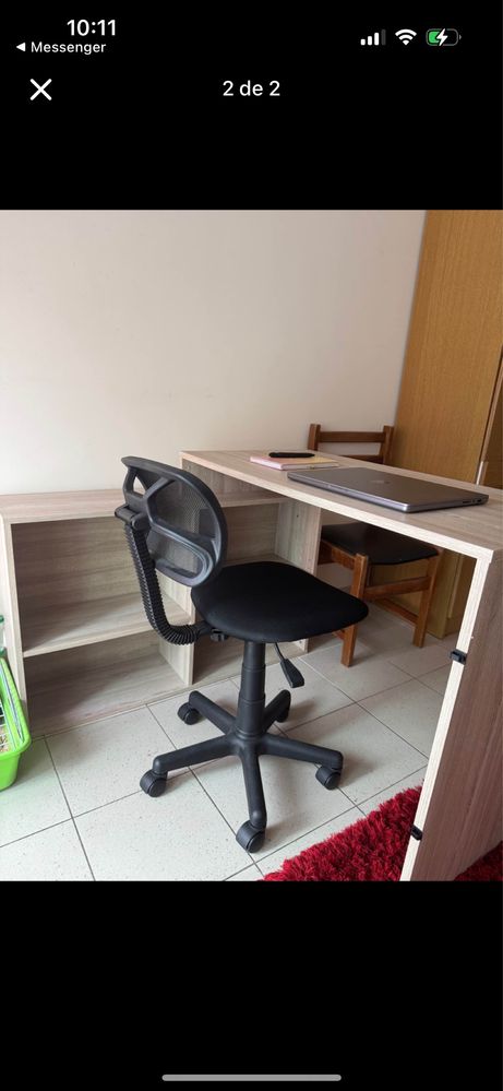 Secretaria e cadeira
