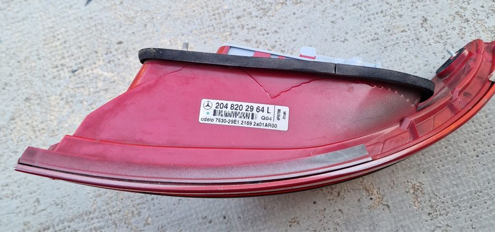 Faróis traseiros  Mercedes W204
