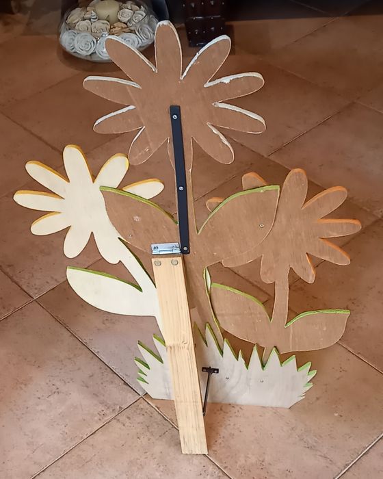 2 Flores Decorativas em Madeira Estimadas Maior 30€ Menor 20€